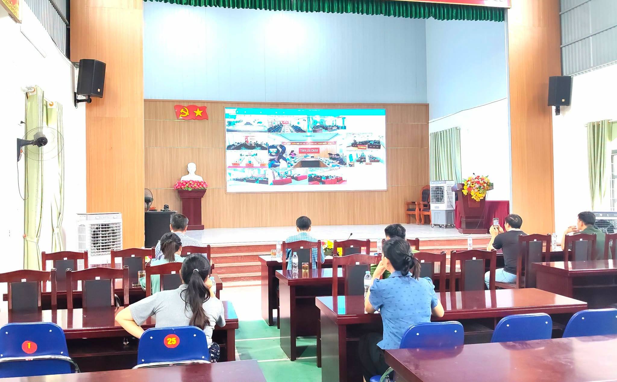 anh tin bai